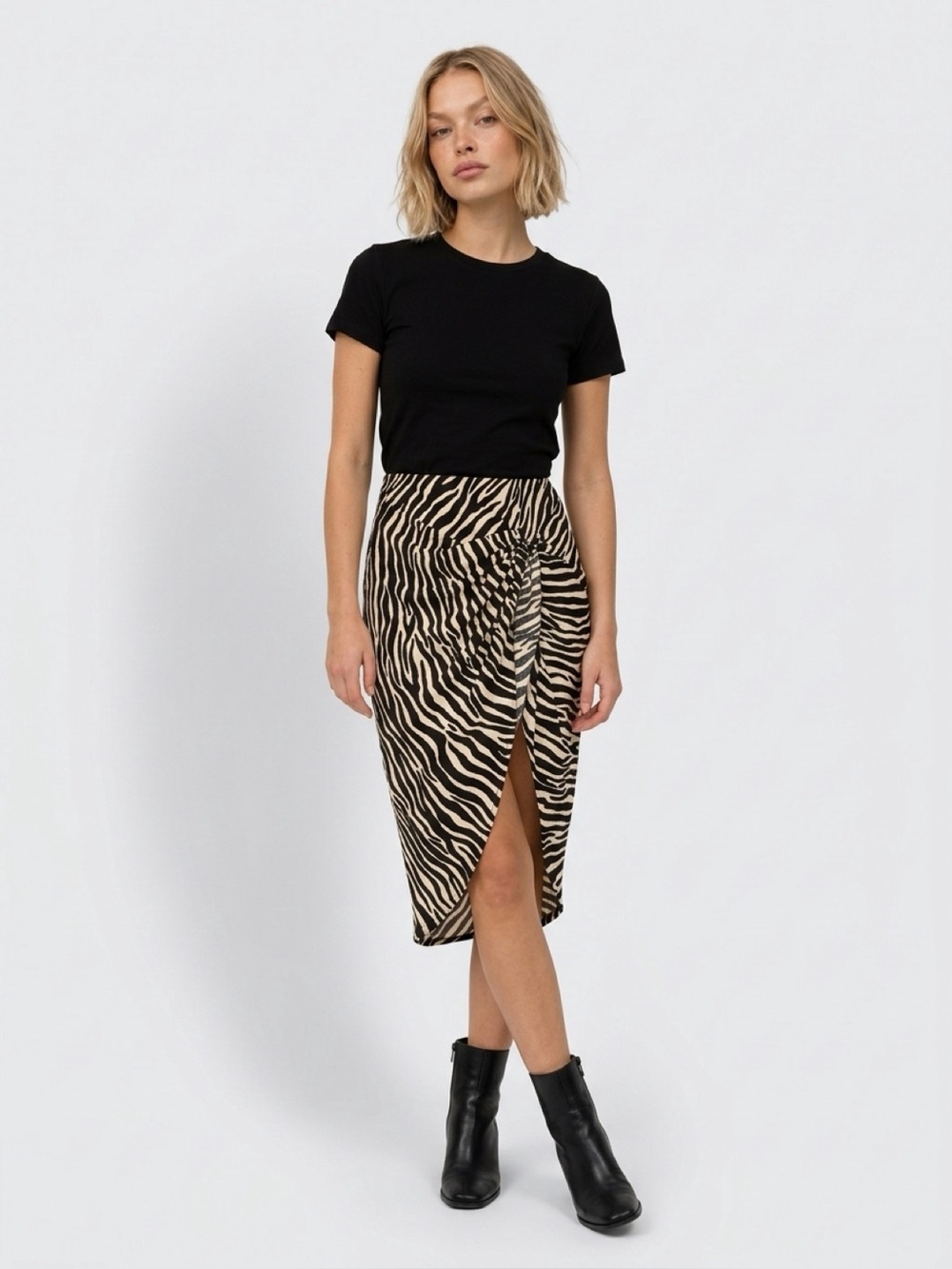 🩵Last call- Zebra Print Wrap-Style Midi Skirt- donating 9/28 🩵